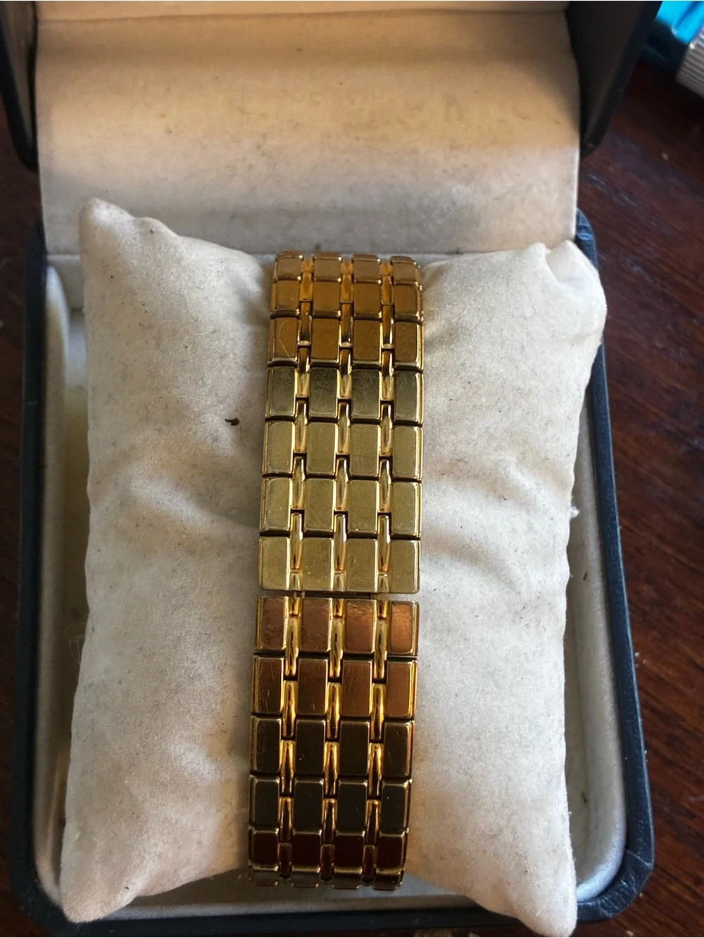 Rare Seiko Lassale Quartz watch 5e20-5009 Gold Tone Faceted Crystal New Battery